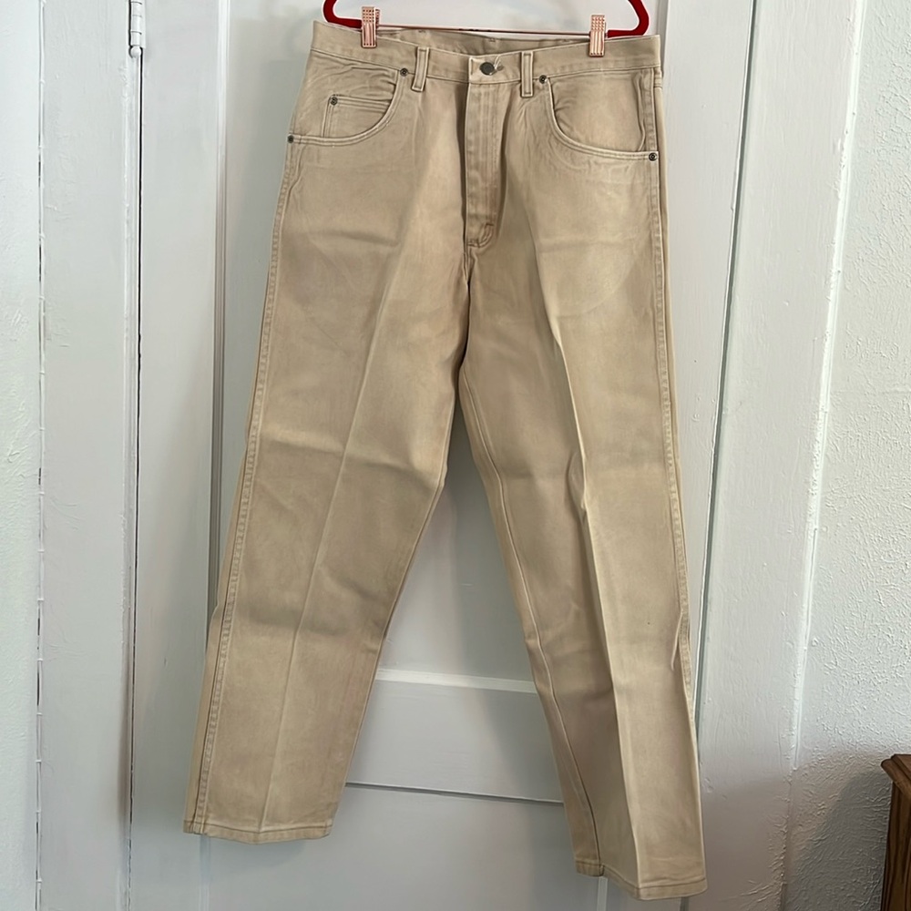 Wrangler Men's Straight Jeans in Tan